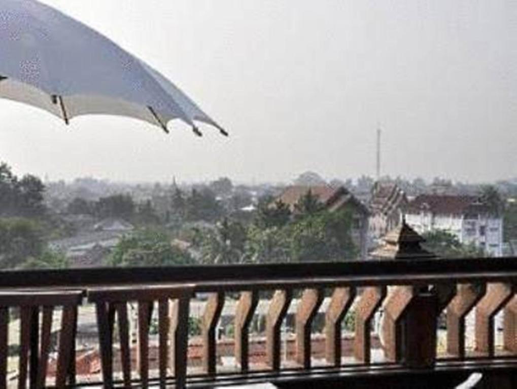 Sengtawan Riverside Hotel Vientiane Luaran gambar